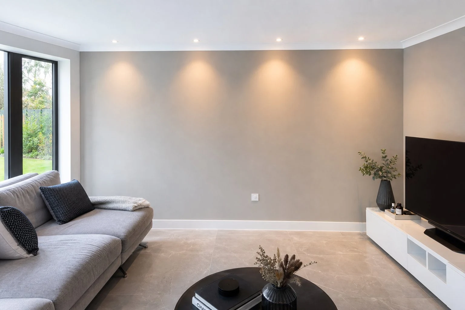 jartech-painting-project-grey-feature-wall-dubai